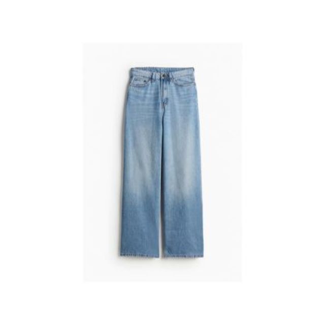 H&M(เอชแอนด์เอ็ม) กางเกงยีนส์ขากว้าง เอวสูงพิเศษ Women Wide Ultra High Jeans  สีอ่อน