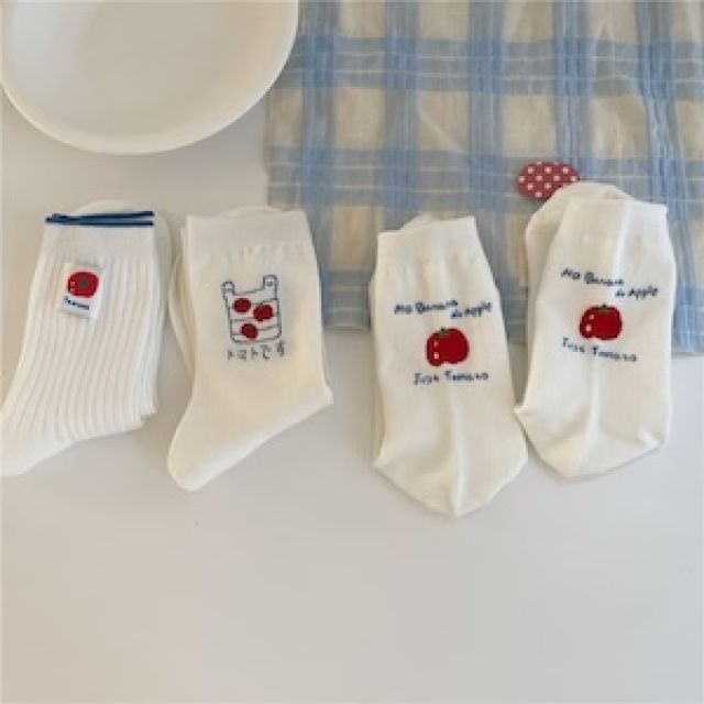 ถุงเท้าลายมะเขือเทศ