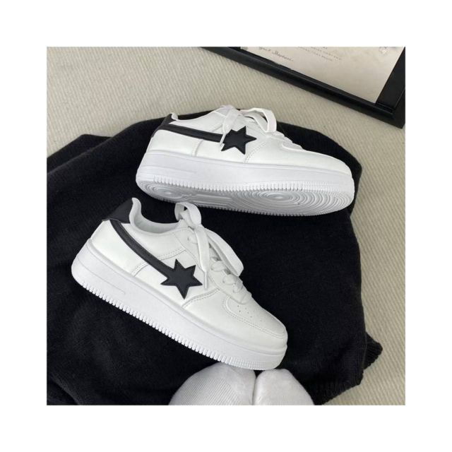 Women's sneakers Black-Star