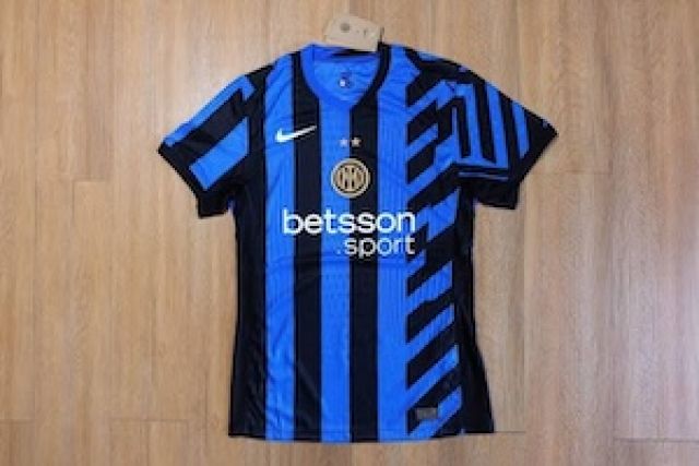 เสื้อฟุตบอล  PLAYER เกรดนักเตะ 2024/25
